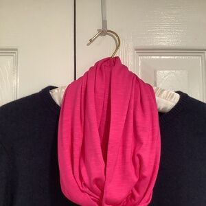 Kettlewell Colours infinity scarf, hot pink